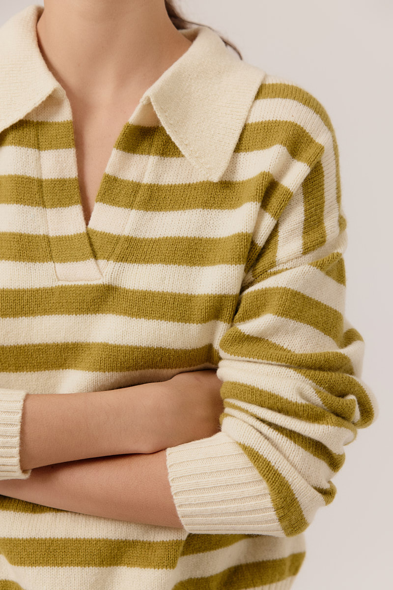 JERSEY RAYAS ELONIE COLOR OLIVA/CRUDO 2